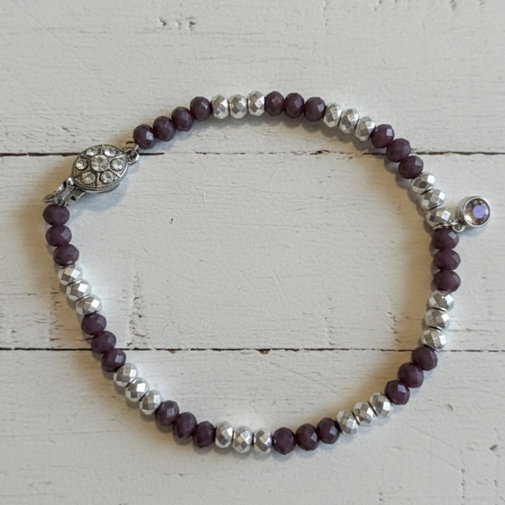 Mauve Crystal & Silver Hematite Beaded Bracelet with a Crystal Clasp